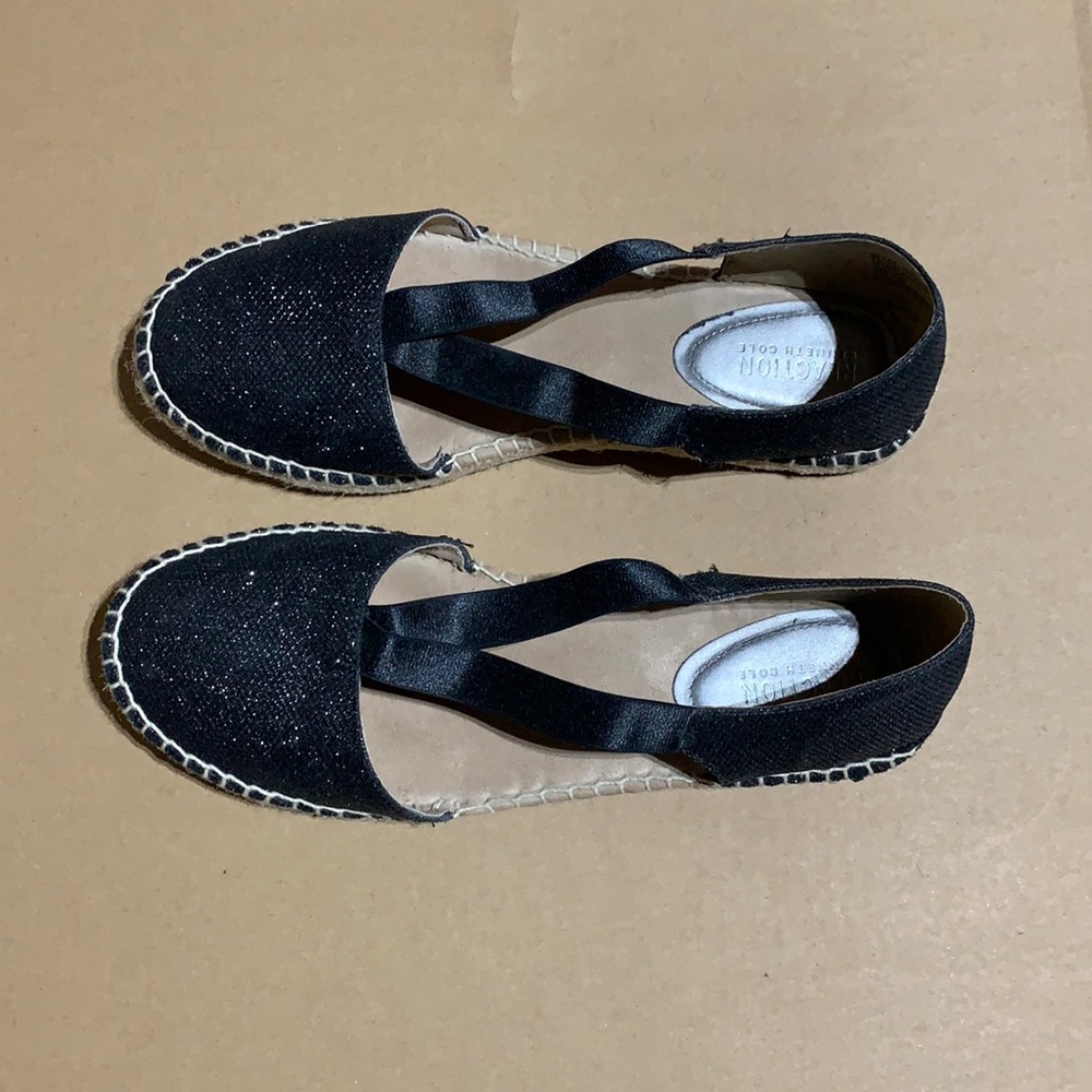 REACTION Kenneth Cole Espadrille
